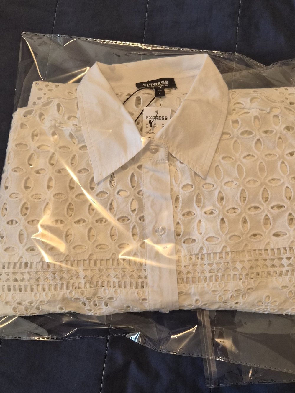 Express White Eyelet Cotton Button-Up Shirt - Women - Picture 11 of 11
